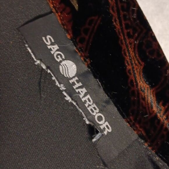 Sag Harbor Velour Floral Button Down Blouse - Picture 6 of 7